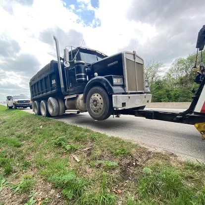 On the job with working trucks — PNUTS Mobile